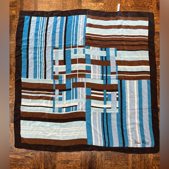 Nina Ricci 100 % Silk Geometric Large Scarf - Picture 1 of 4
